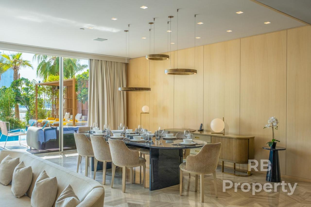 Five Palm Beach Villa - Three Floors, Private Pool, Jacuzzi Dubai Exterior photo
