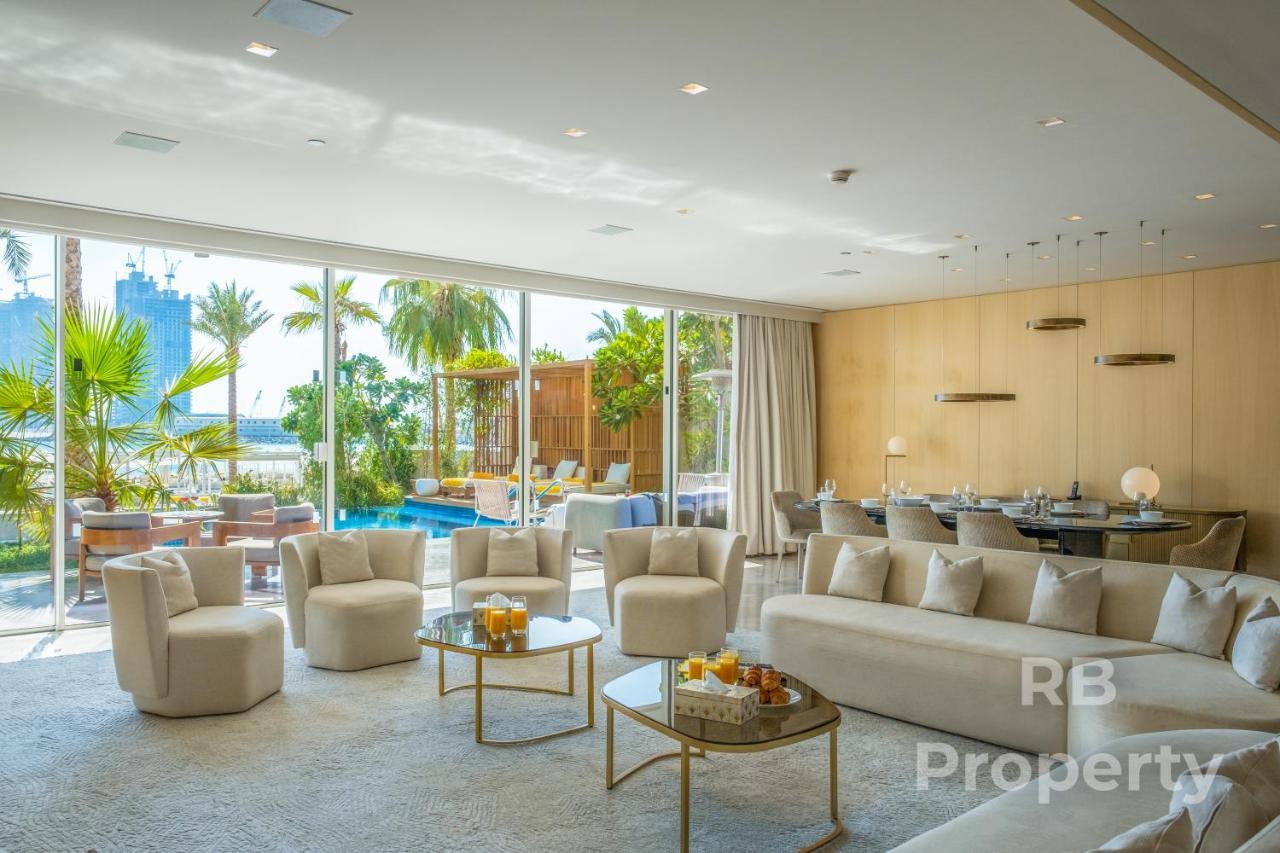 Five Palm Beach Villa - Three Floors, Private Pool, Jacuzzi Dubai Exterior photo