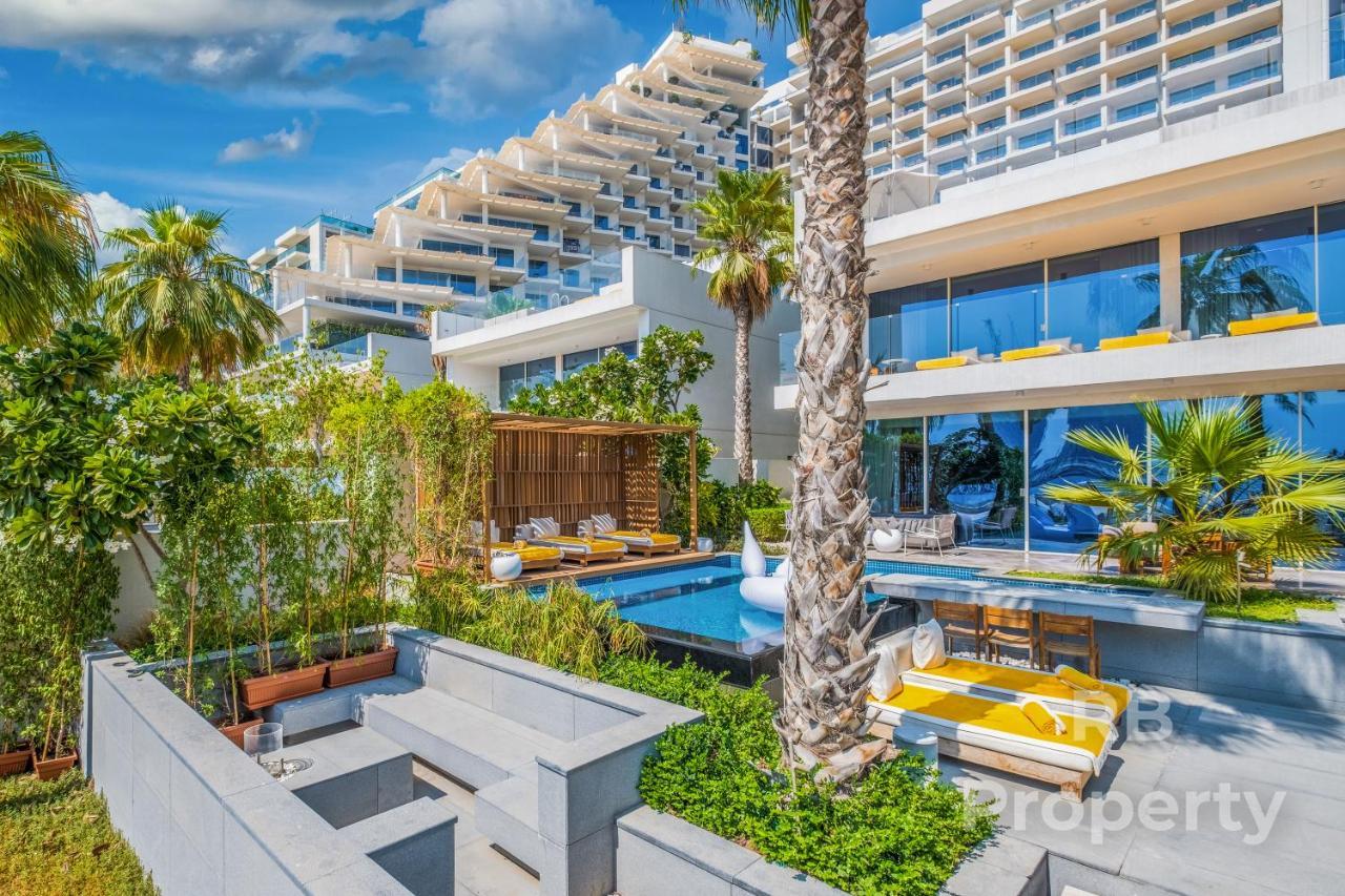 Five Palm Beach Villa - Three Floors, Private Pool, Jacuzzi Dubai Exterior photo