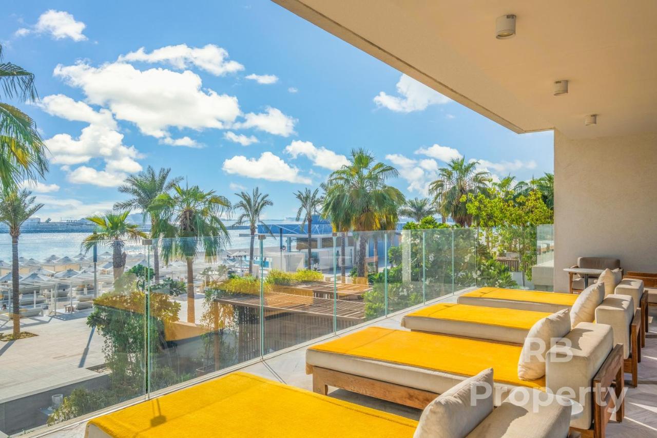 Five Palm Beach Villa - Three Floors, Private Pool, Jacuzzi Dubai Exterior photo